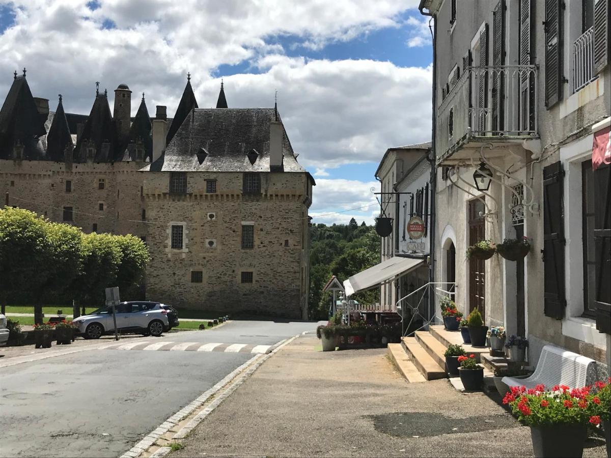 Town House Jumilhac-Le-Grand Vila Exterior foto